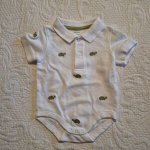 Gymboree boys size 3-6 months turtle embroidered body suit 2012 Easter line VGUC